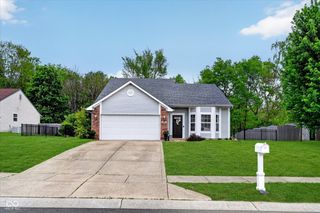 101 W New York Street, Fortville, IN 46040