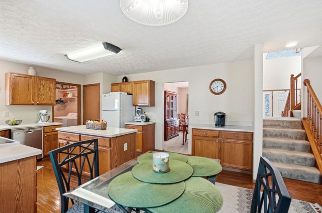 1370 Wild Horse Drive, Grove City, OH 43123