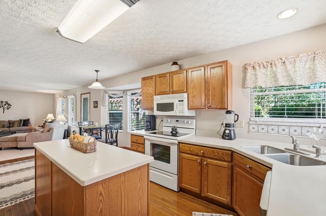 1370 Wild Horse Drive, Grove City, OH 43123