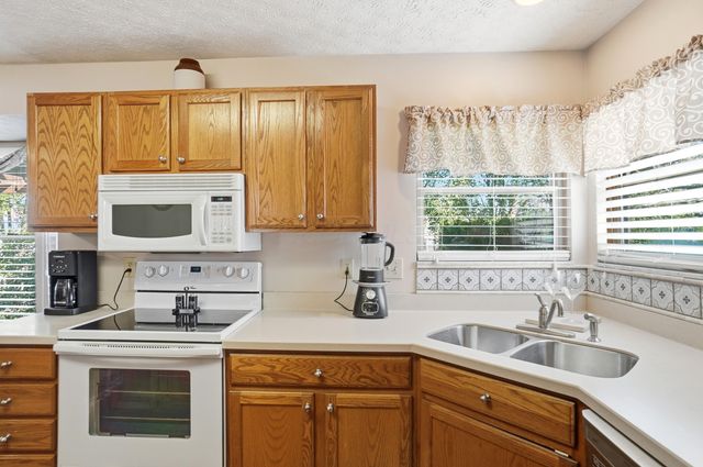 1370 Wild Horse Drive, Grove City, OH 43123