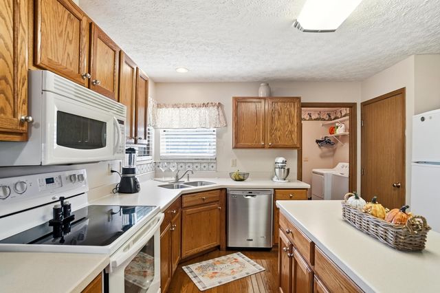 1370 Wild Horse Drive, Grove City, OH 43123