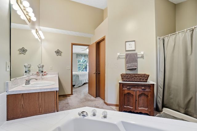 1370 Wild Horse Drive, Grove City, OH 43123