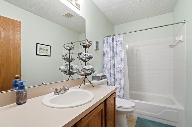 1370 Wild Horse Drive, Grove City, OH 43123