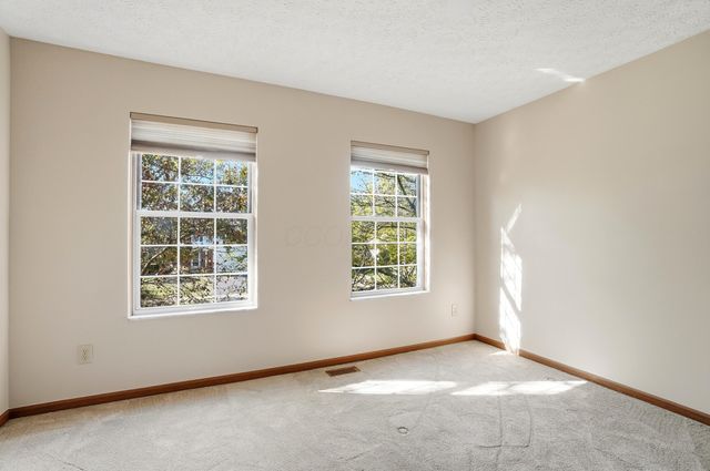 1370 Wild Horse Drive, Grove City, OH 43123