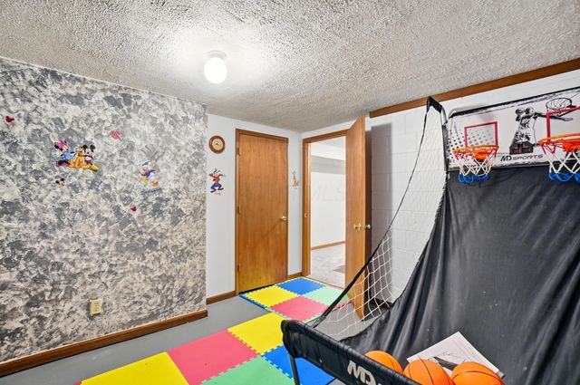 1370 Wild Horse Drive, Grove City, OH 43123