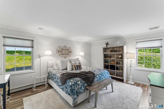 25 North Lake Shore Drive, Brookfield, CT 06804