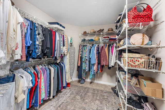 4 Sutherland Court, Palm Beach Gardens, FL 33418