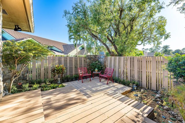 4 Sutherland Court, Palm Beach Gardens, FL 33418