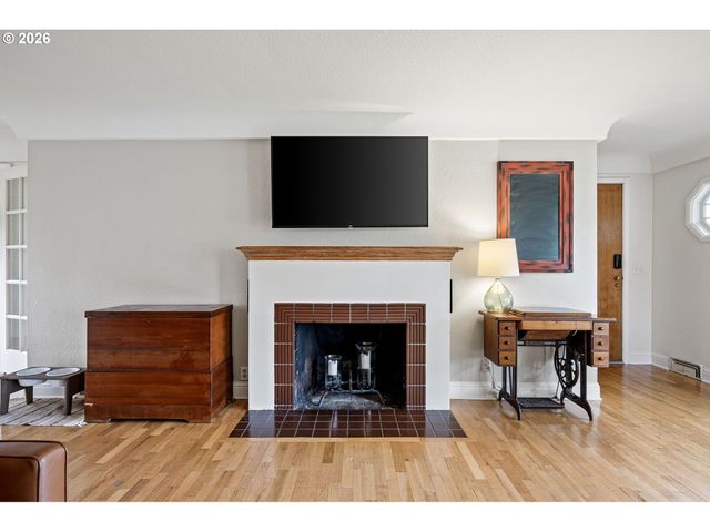 765 LOUIS St, Eugene, OR 97402