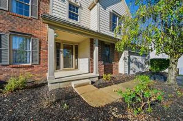 7559 Burgstresser Court, Canal Winchester, OH 43110