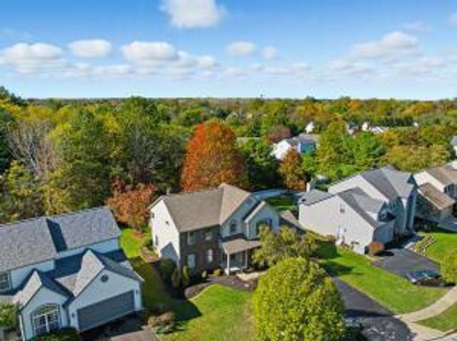 7559 Burgstresser Court, Canal Winchester, OH 43110