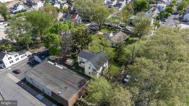 421 OTTER ST, Bristol, PA 19007