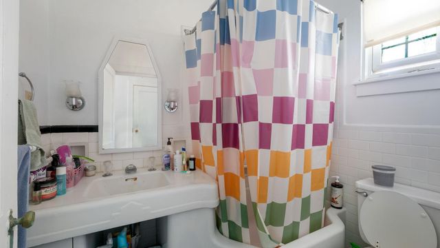 421 OTTER ST, Bristol, PA 19007