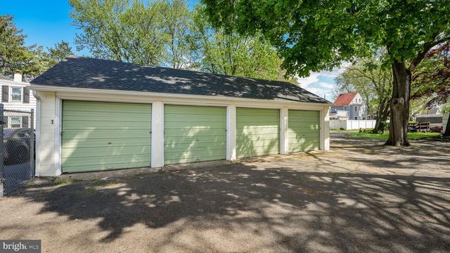 421 OTTER ST, Bristol, PA 19007