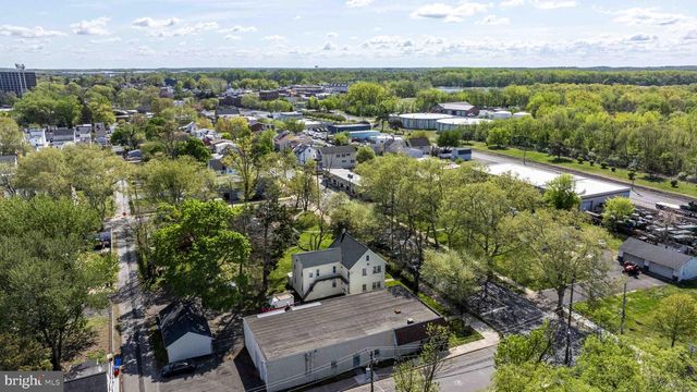 421 OTTER ST, Bristol, PA 19007