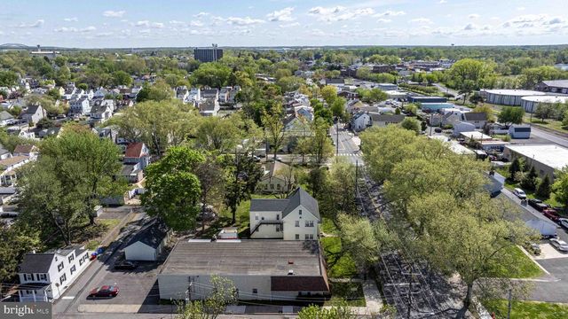 421 OTTER ST, Bristol, PA 19007