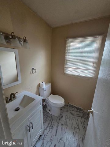 945 TIMBER LN, Sinking Spring, PA 19608