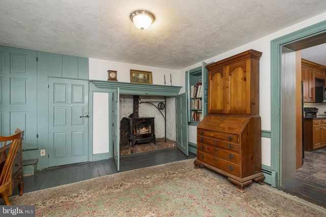 1041 READING AVE, Boyertown, PA 19512