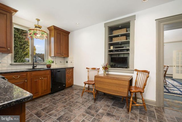 1041 READING AVE, Boyertown, PA 19512