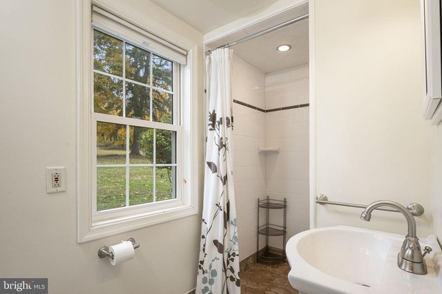 1041 READING AVE, Boyertown, PA 19512