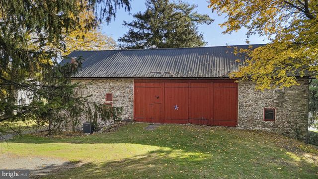 1041 READING AVE, Boyertown, PA 19512