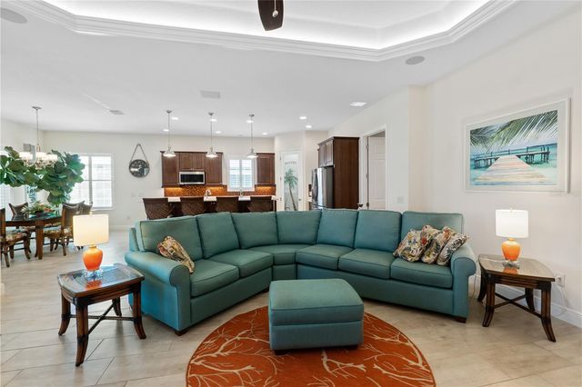 5845 STORMS AVENUE, The Villages, FL 32163