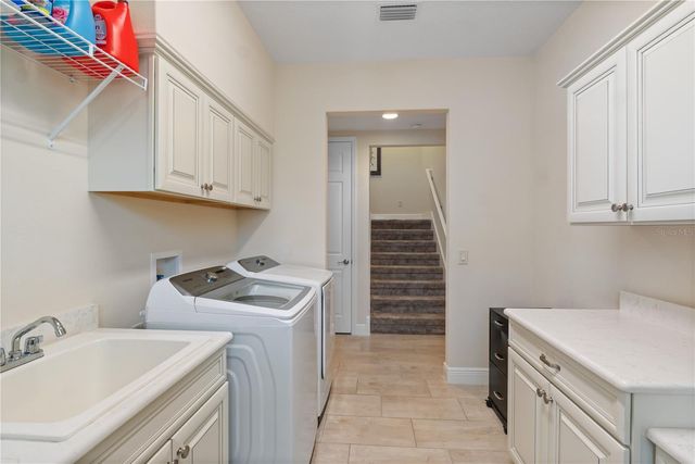 5845 STORMS AVENUE, The Villages, FL 32163