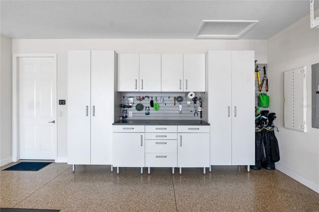 5845 STORMS AVENUE, The Villages, FL 32163