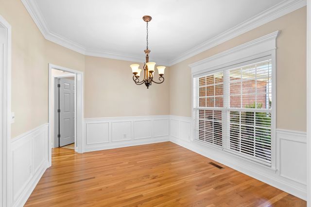 108 Candlewood Ct, Columbia, TN 38401