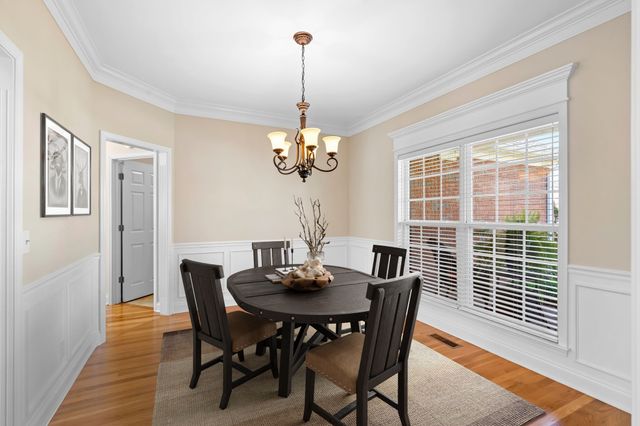 108 Candlewood Ct, Columbia, TN 38401