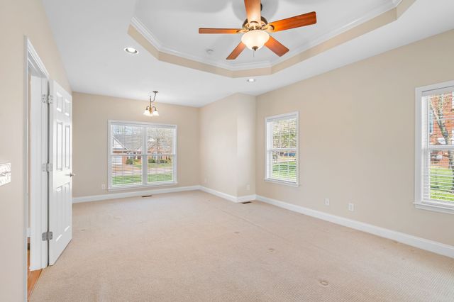 108 Candlewood Ct, Columbia, TN 38401