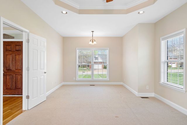 108 Candlewood Ct, Columbia, TN 38401