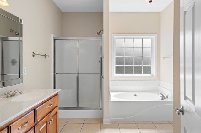 108 Candlewood Ct, Columbia, TN 38401