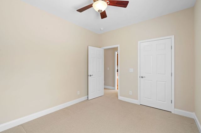 108 Candlewood Ct, Columbia, TN 38401