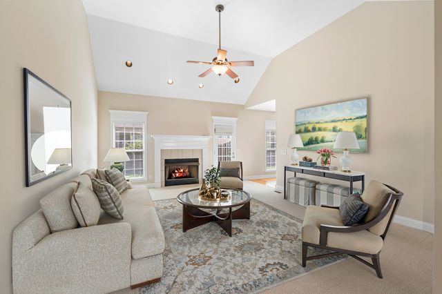 108 Candlewood Ct, Columbia, TN 38401