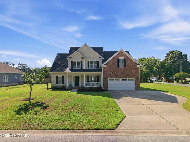 4009 Stillwood Drive, Winterville, NC 28590