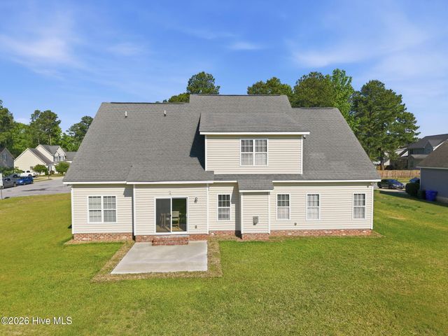 4009 Stillwood Drive, Winterville, NC 28590