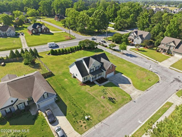 4009 Stillwood Drive, Winterville, NC 28590