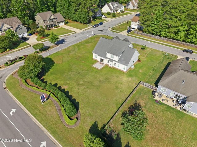 4009 Stillwood Drive, Winterville, NC 28590