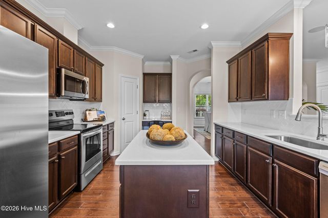 4009 Stillwood Drive, Winterville, NC 28590