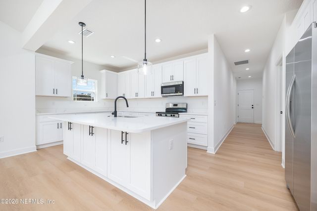 247 ESTATES Drive, Palatka, FL 32177