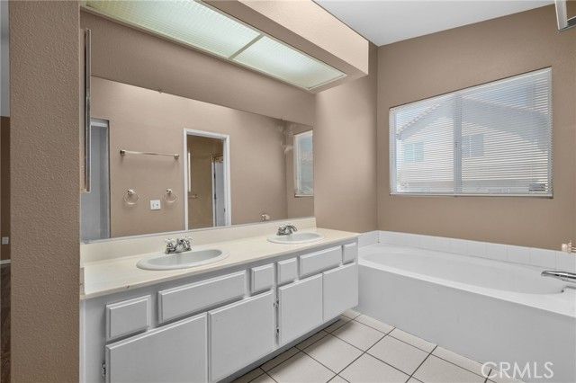 1926 Alta, Redlands, CA 92374