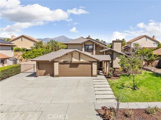 1926 Alta, Redlands, CA 92374