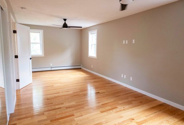 251 Conant St, Gardner, MA 01440