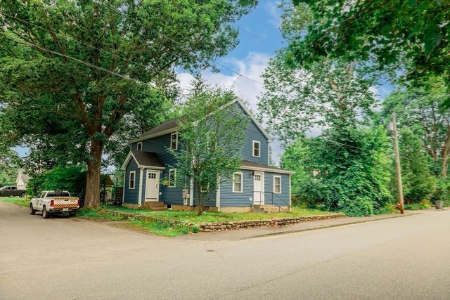 251 Conant St, Gardner, MA 01440