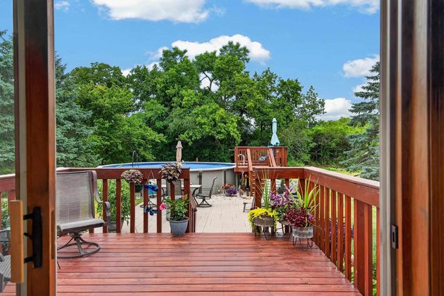 80 Johnson Avenue, Oshkosh, WI 54902