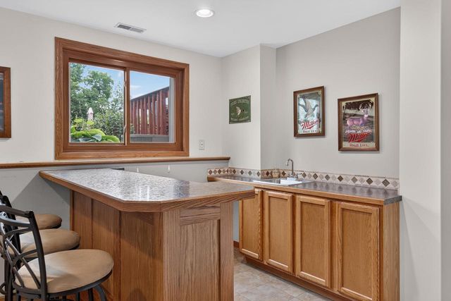 80 Johnson Avenue, Oshkosh, WI 54902