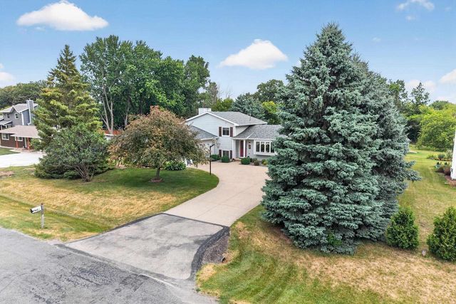 80 Johnson Avenue, Oshkosh, WI 54902