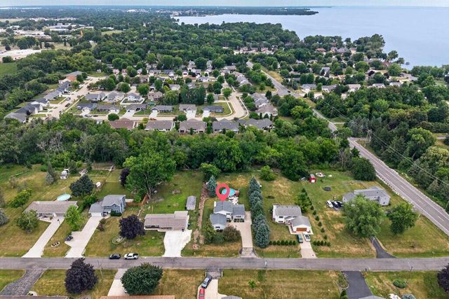 80 Johnson Avenue, Oshkosh, WI 54902