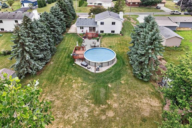 80 Johnson Avenue, Oshkosh, WI 54902